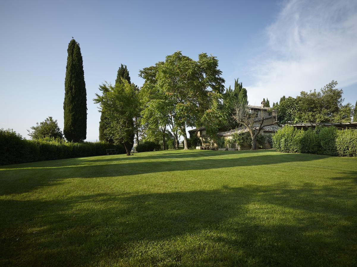 博尔戈鲁奇楠洛班迪尼酒店 San Giovanni dʼAsso 外观 照片